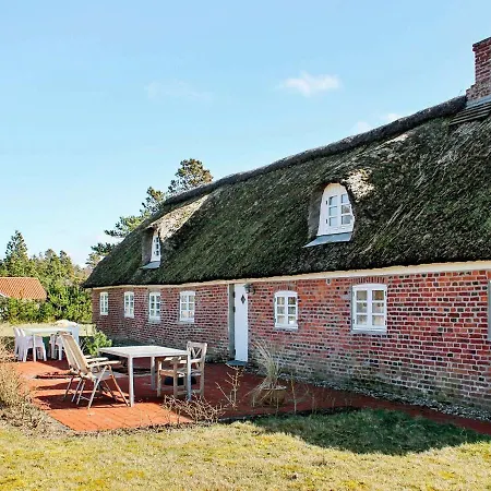 4 Person Holiday In Bl Vand 度假居